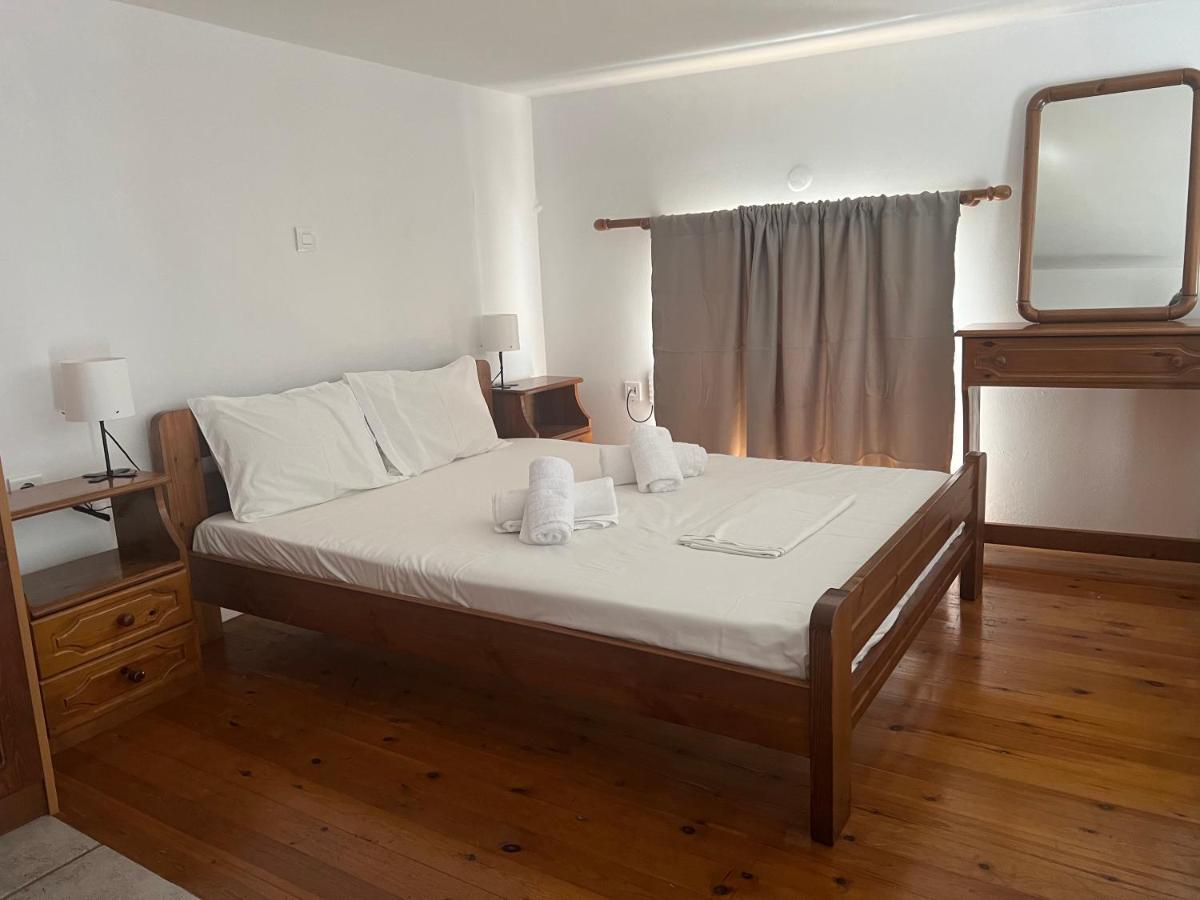 Athina Rooms Karvounades Exterior photo