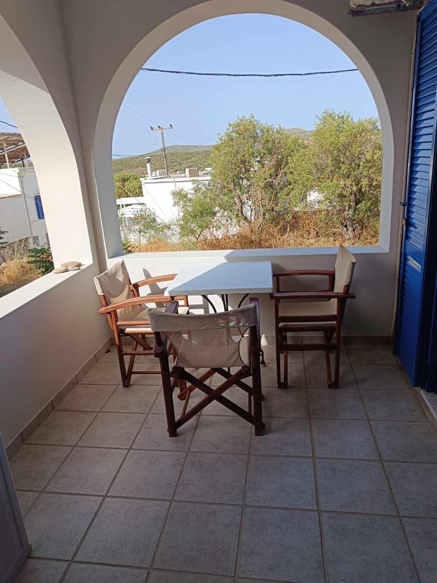 Athina Rooms Karvounades Exterior photo