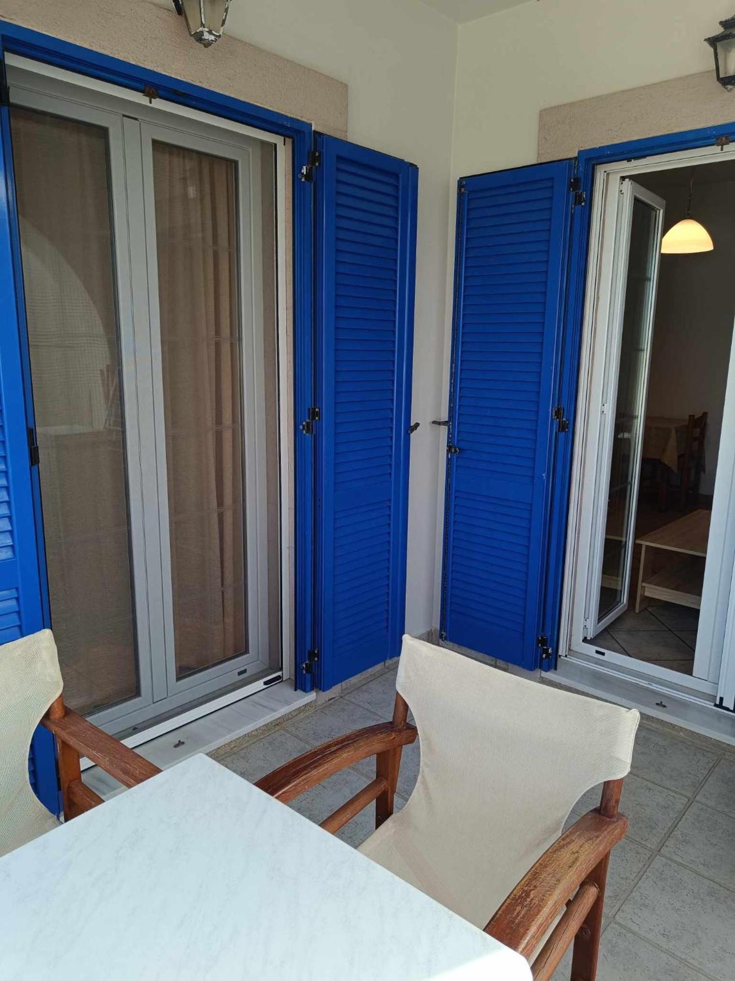 Athina Rooms Karvounades Exterior photo